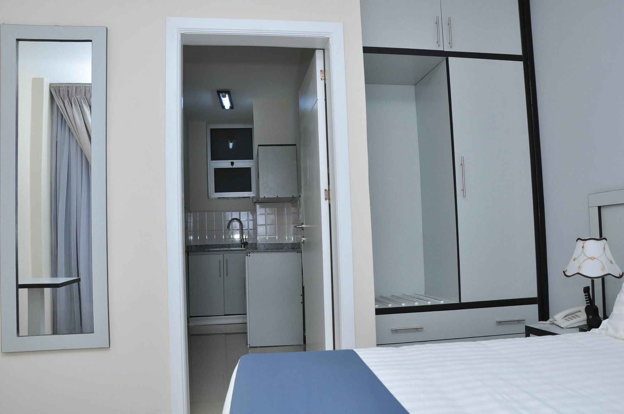 Afro Addis Hotel Apartment Exterior foto